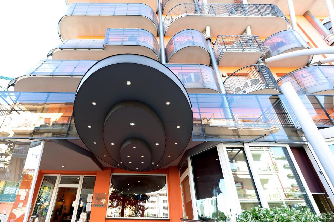 Hotel Sheila リド・ディ・イエゾロ エクステリア 写真